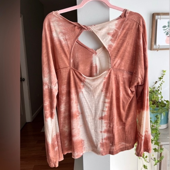 POL top - Picture 5 of 6